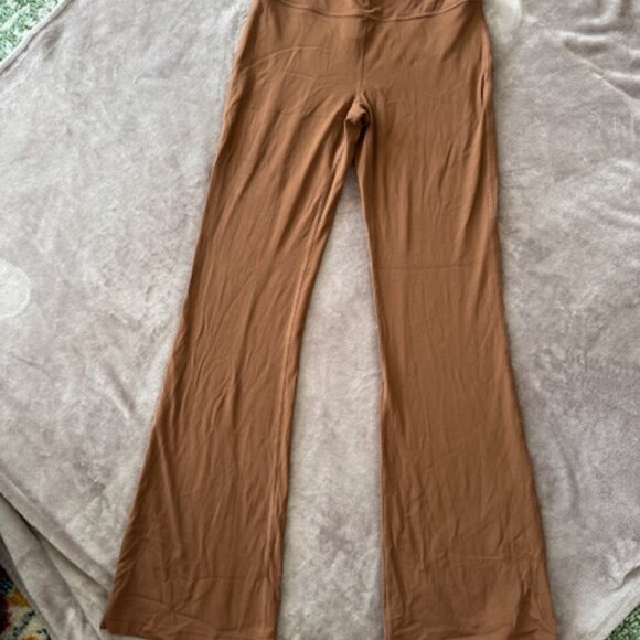 Lululemon Groove Super High Rise Flare Pant Size 8 - Picture 4 of 7
